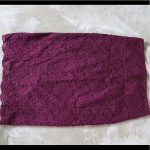 Lace pencil skirt